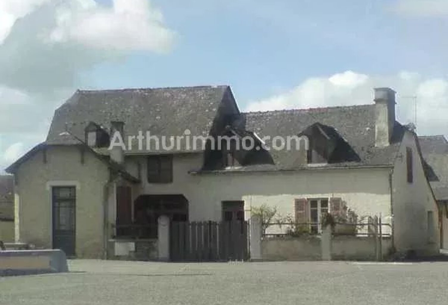 Bien vendu : Maison 175 m² Bénéjacq (64800) — photo 1