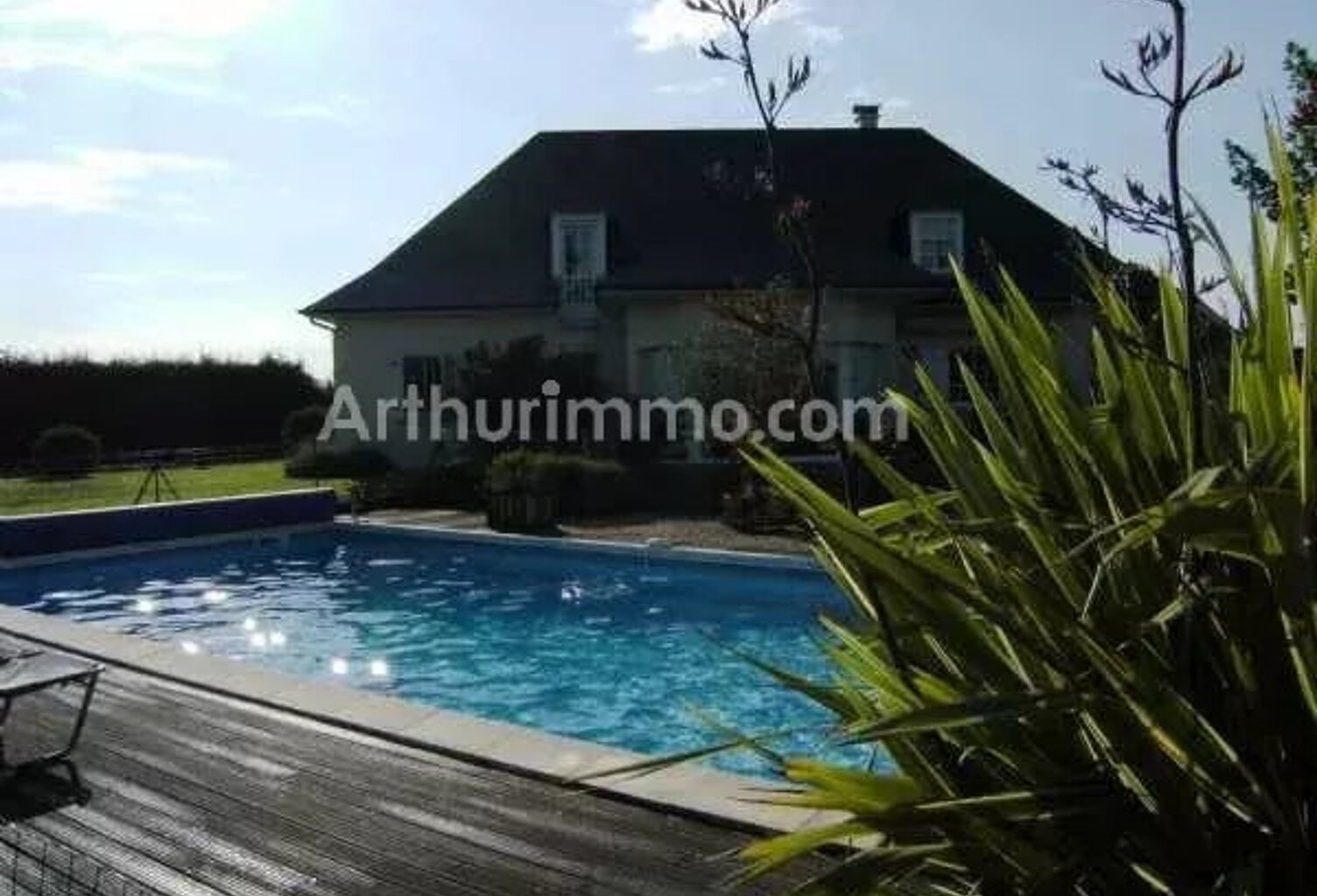 Bien vendu : Maison 196 m² Beuste (64800) — photo 1