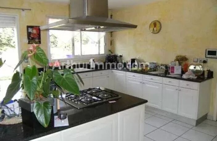 Bien vendu : Maison 240 m² Nay (64800) — photo 4