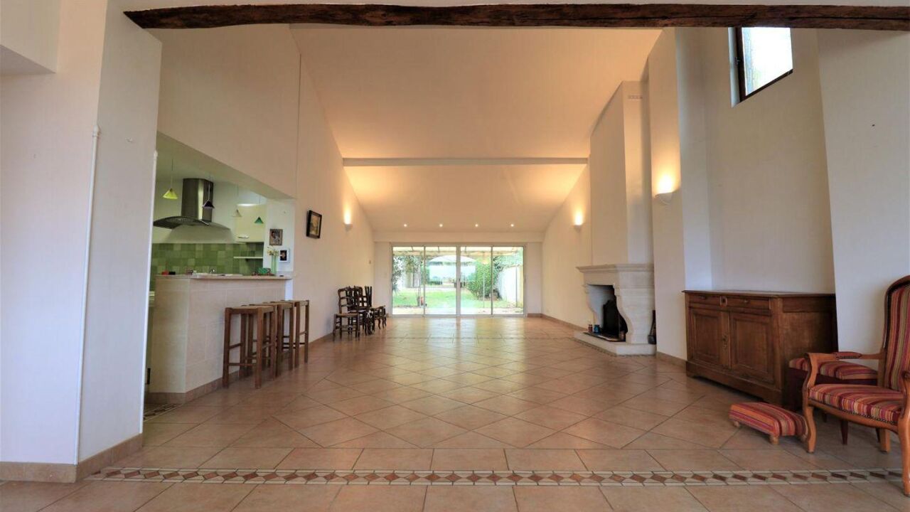 maison 6 pièces 229 m2 à vendre à Bayon-sur-Gironde (33710)