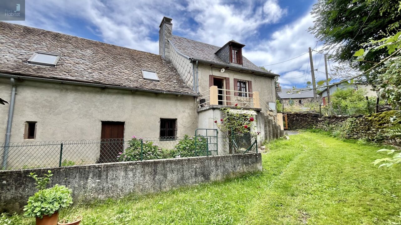 maison 4 pièces 40 m2 à vendre à Saint-Chély-d'Aubrac (12470)