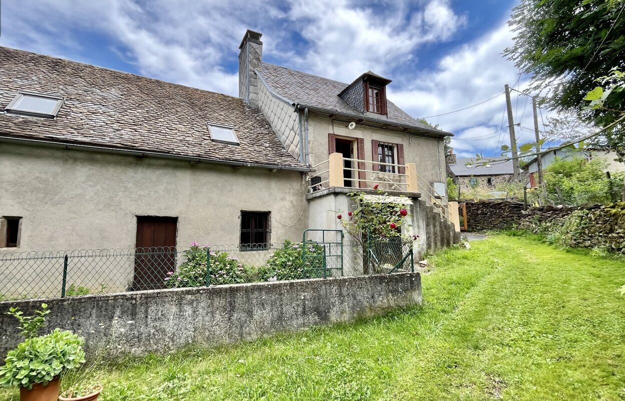 maison 4 pièces 40 m2 à vendre à Saint-Chély-d'Aubrac (12470)