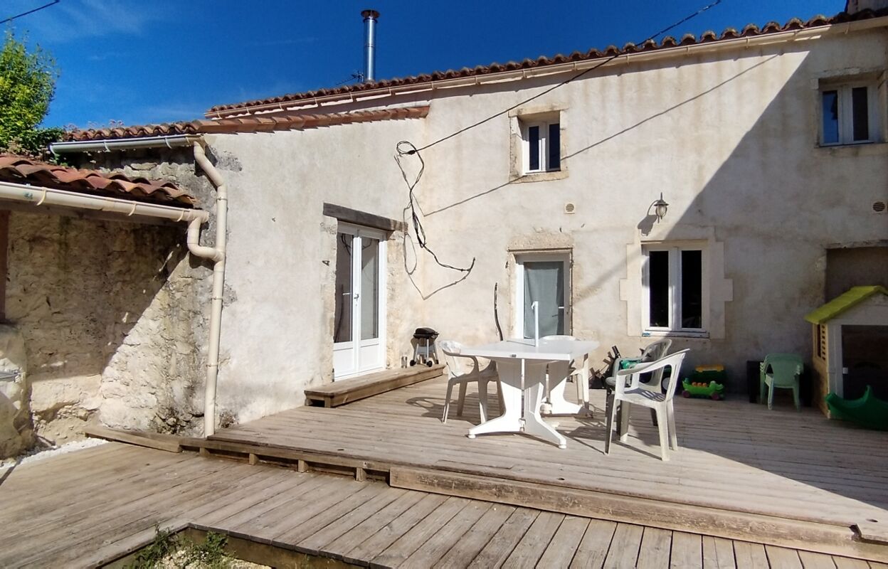 maison 4 pièces 97 m2 à vendre à Néré (17510)