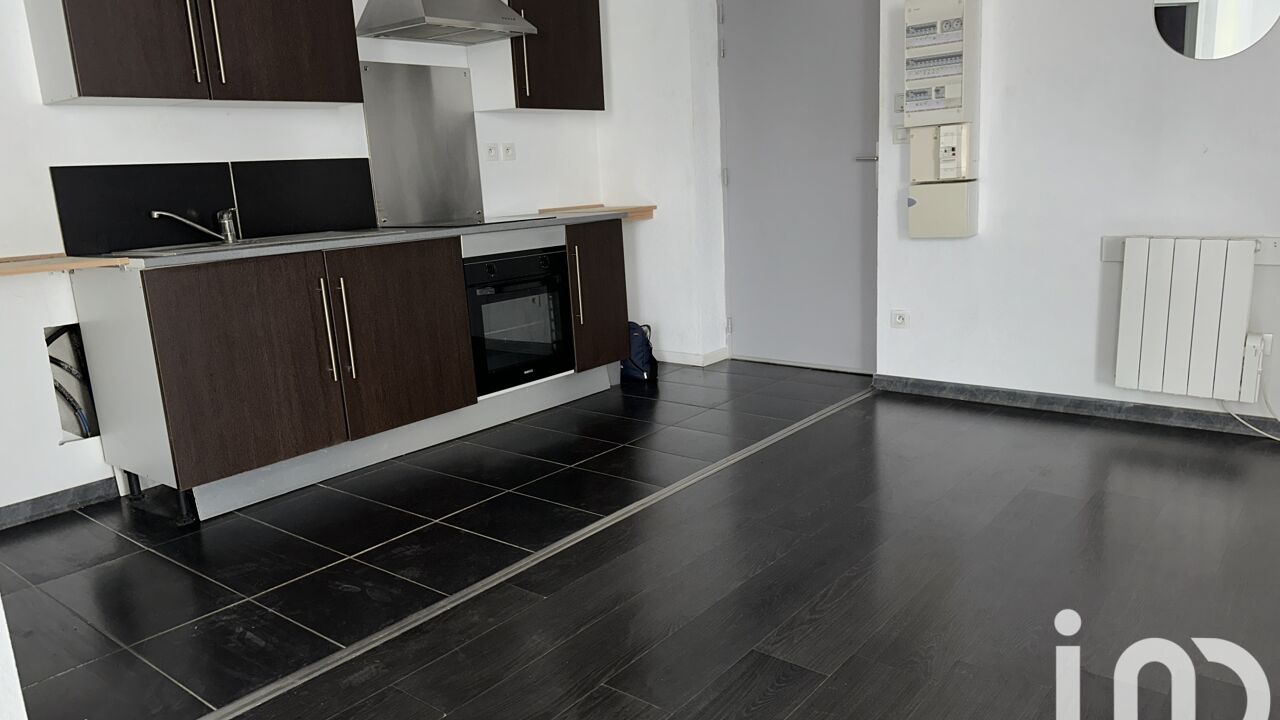 appartement 2 pièces 49 m2 à vendre à La Tour-du-Pin (38110)