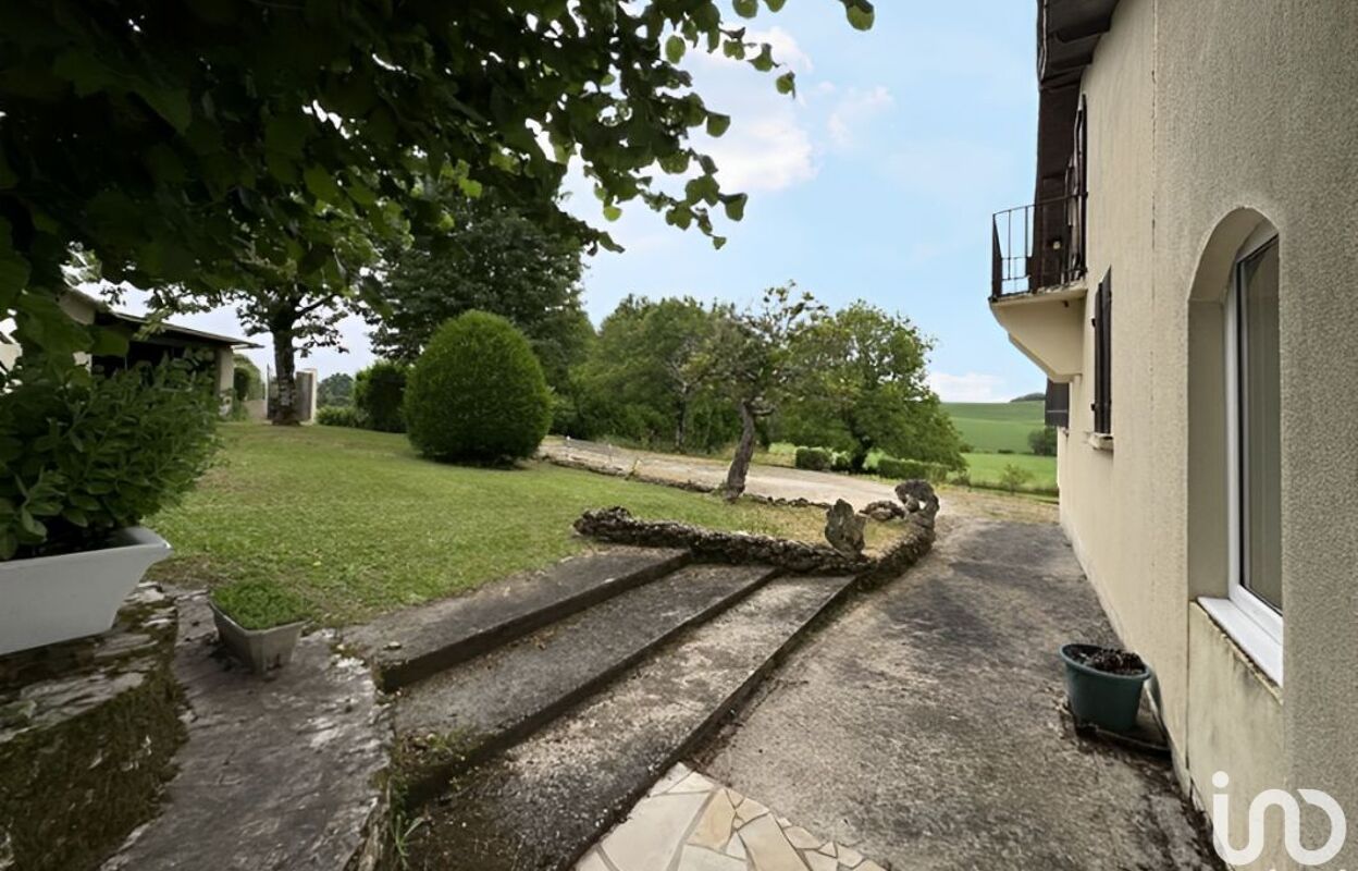 maison 8 pièces 180 m2 à vendre à Chadurie (16250)