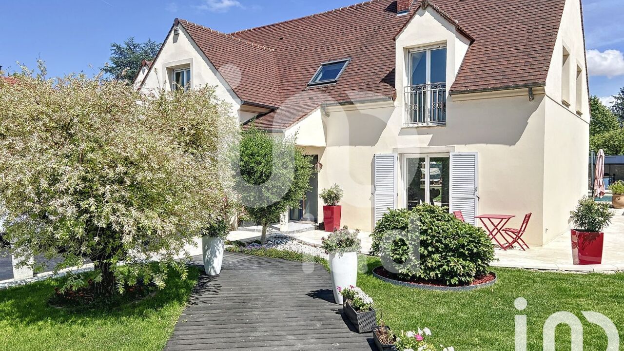 maison 9 pièces 256 m2 à vendre à Marles-en-Brie (77610)