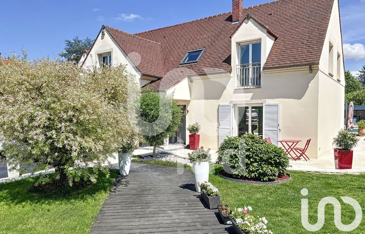 maison 9 pièces 256 m2 à vendre à Marles-en-Brie (77610)