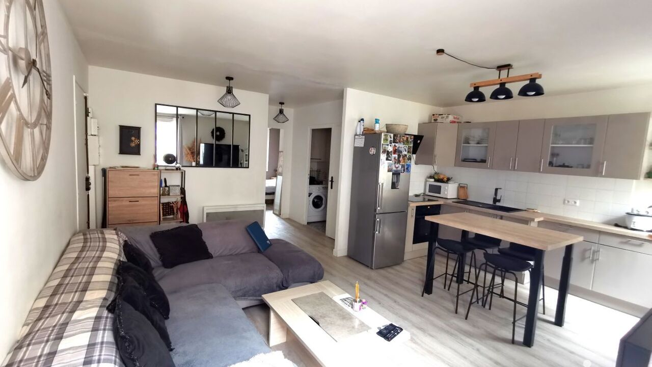 appartement 2 pièces 41 m2 à vendre à Brie-Comte-Robert (77170)