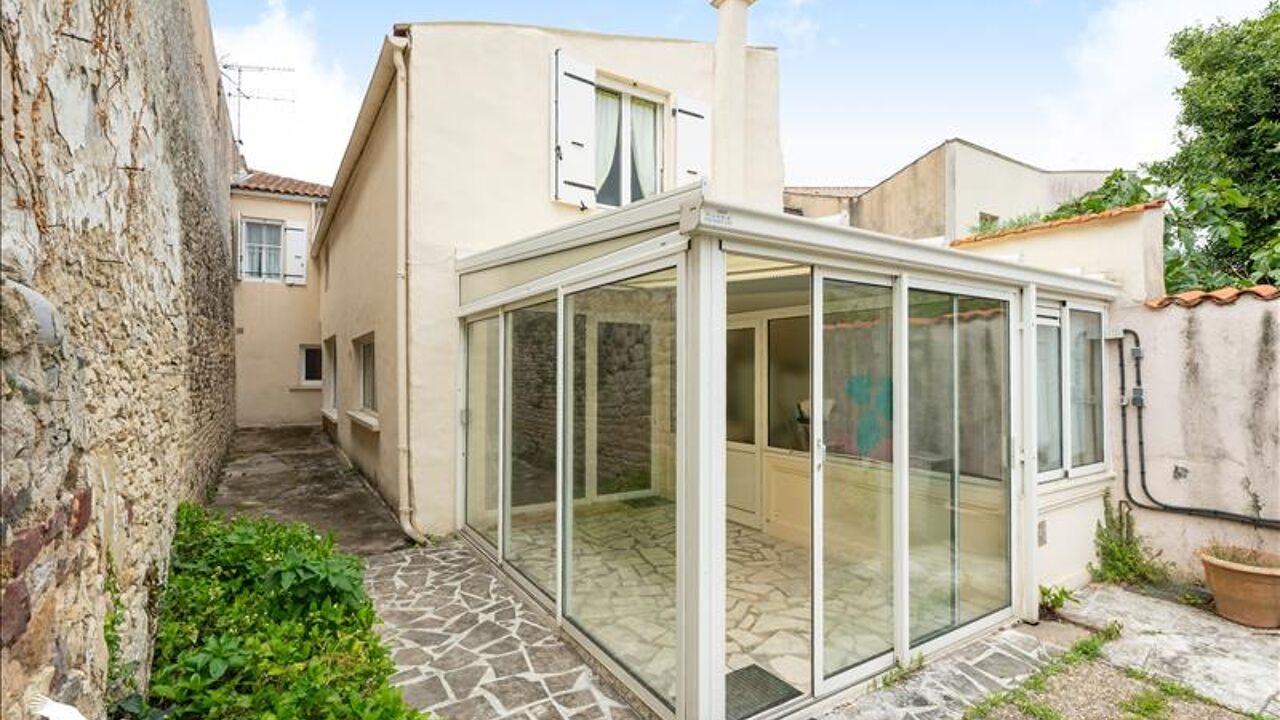 maison 6 pièces 170 m2 à vendre à La Tremblade (17390)