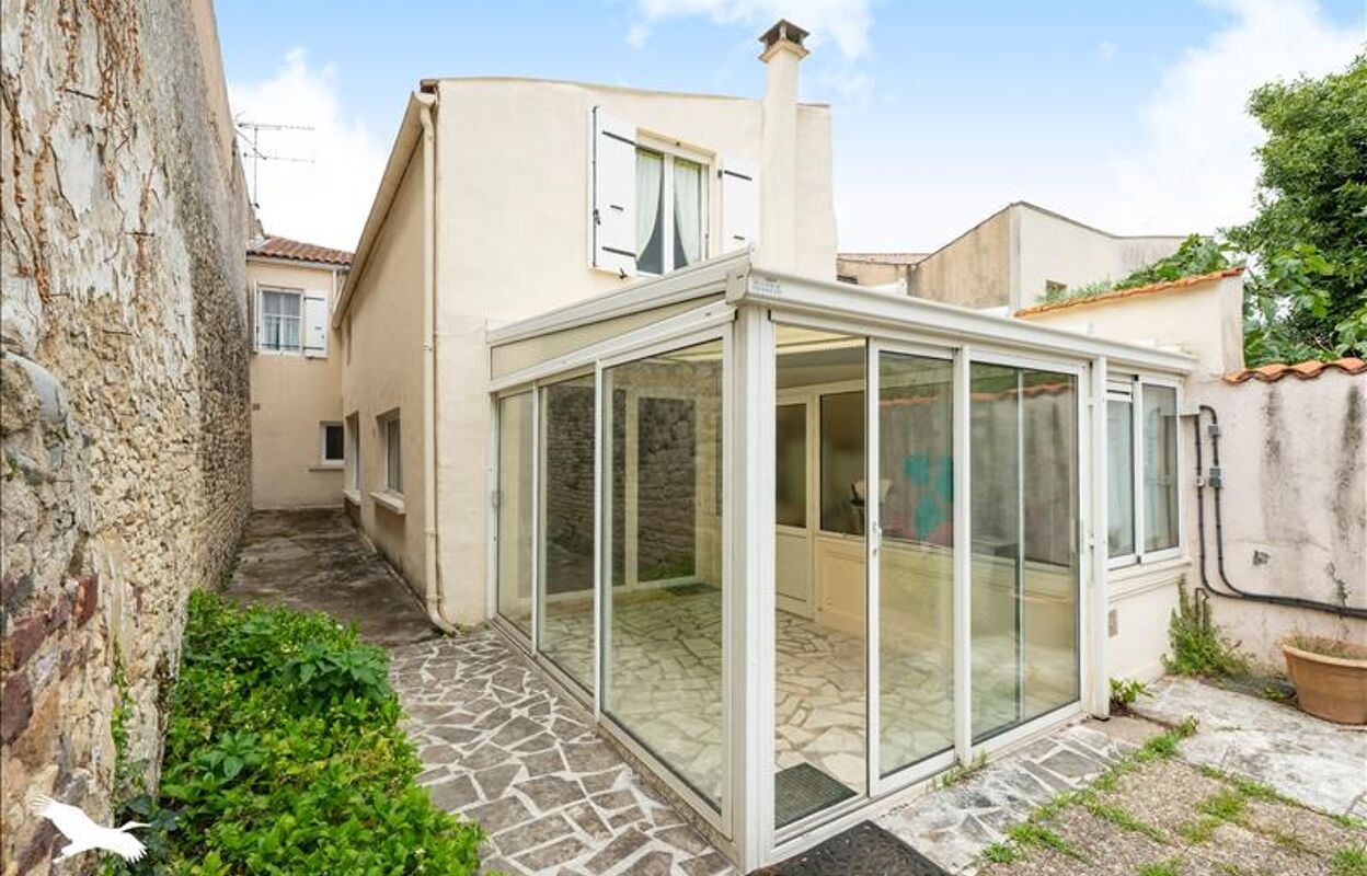 maison 6 pièces 170 m2 à vendre à La Tremblade (17390)