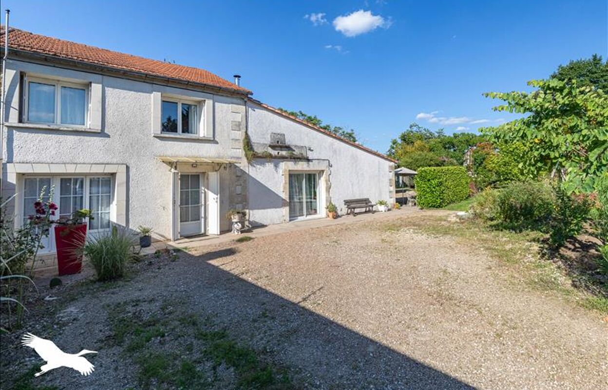 maison 6 pièces 164 m2 à vendre à Sers (16410)