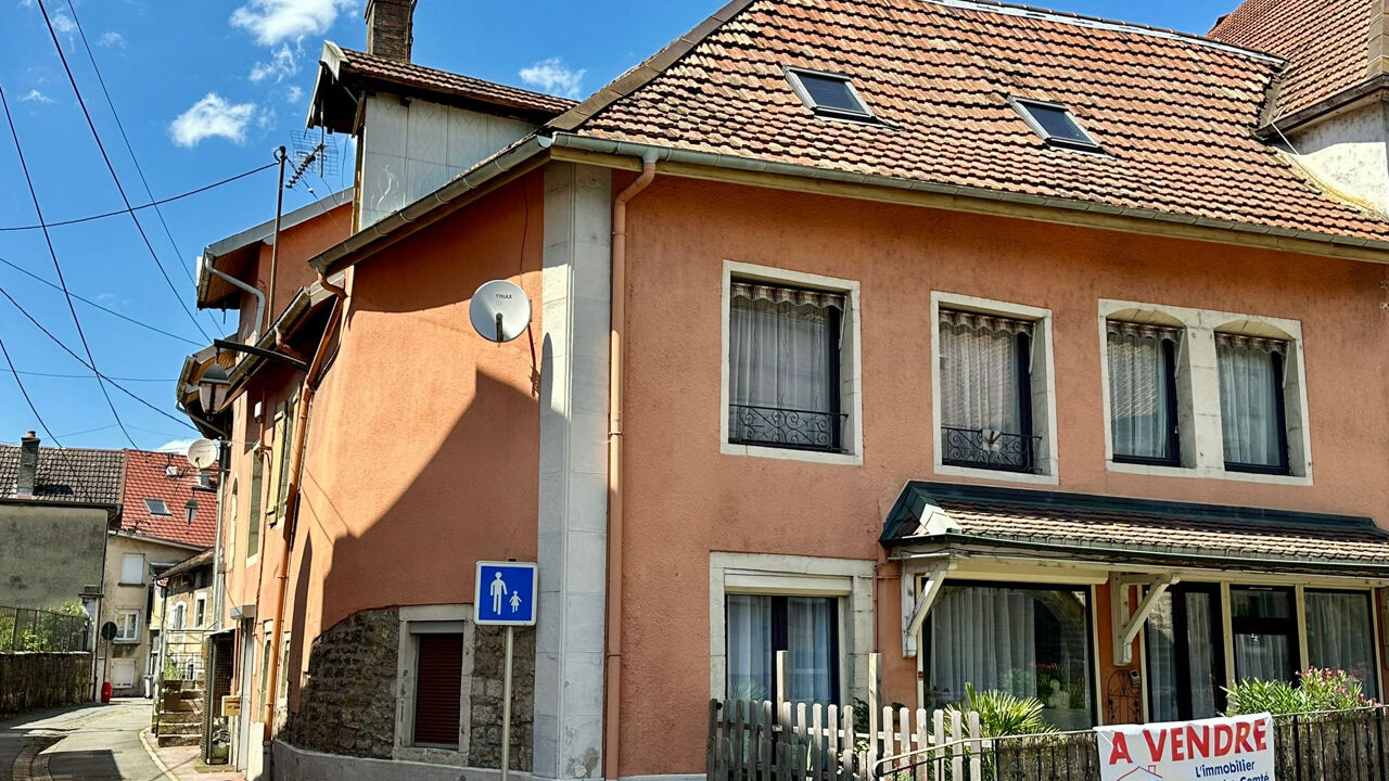 maison 7 pièces 217 m2 à vendre à Clerval (25340)