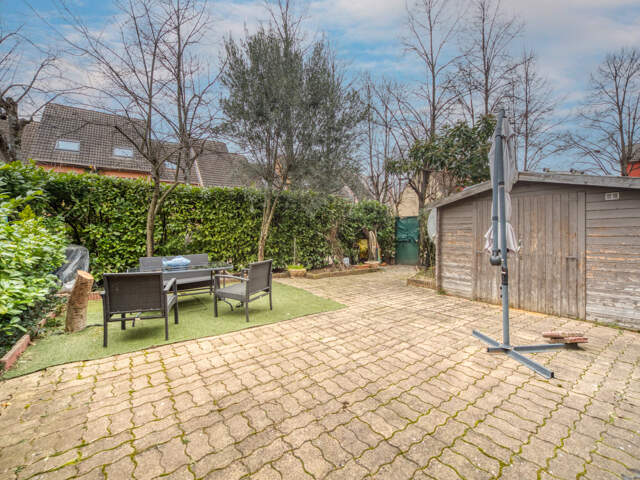 94 m2 (3/4 chambres) + 96 m2 jardin, très bon état, prox tram — photo du bien
