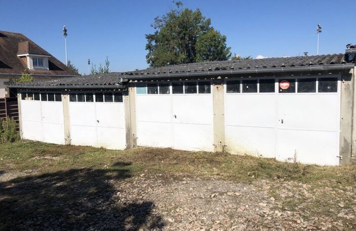 Garage — photo 3
