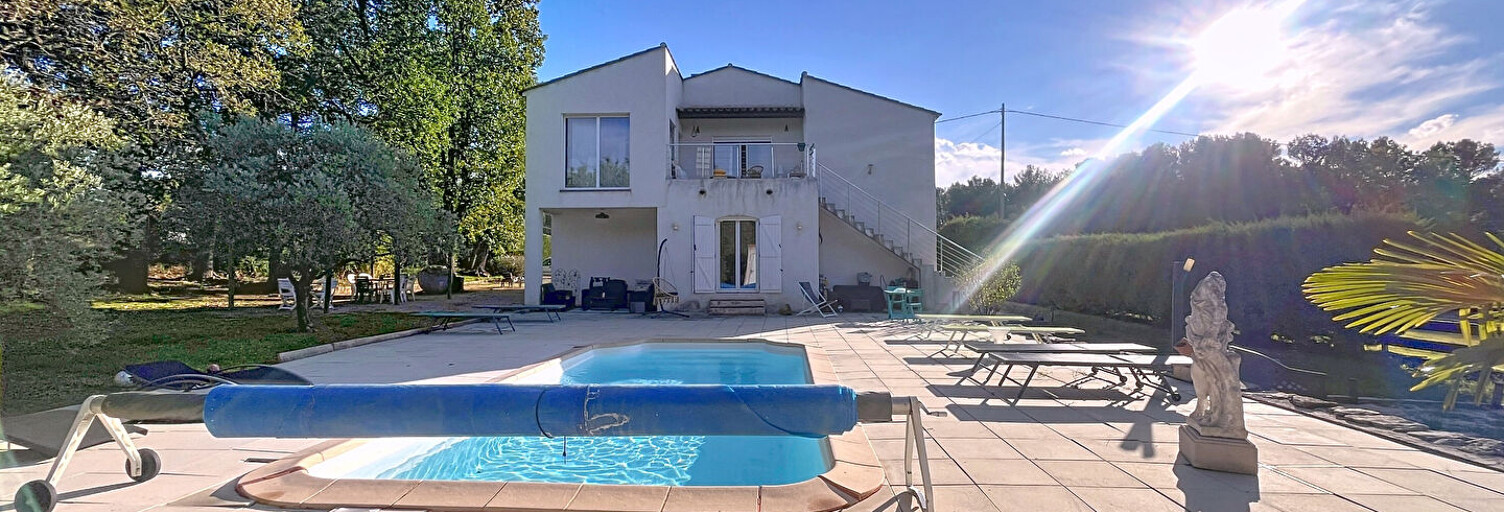 Maison 6 Pièces 163 m² à vendre à Trets (13530)