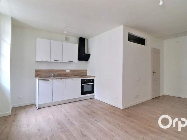 TRETS Appartement type 3 entièrement rénové - 61m2 — photo du bien