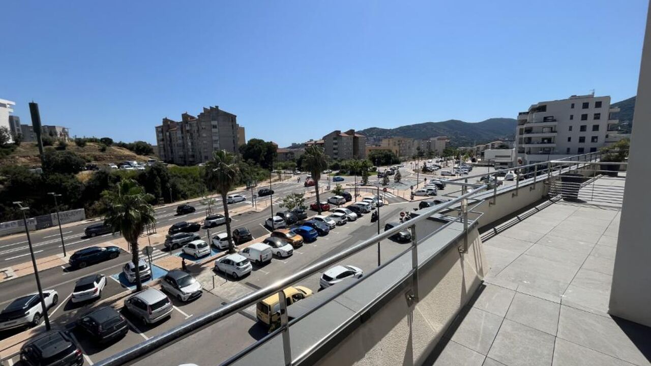 bureau  pièces 56 m2 à louer à Ajaccio (20000)