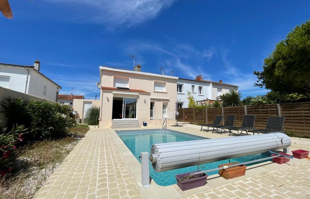 maison 6 pièces 170 m2 à vendre à La Rochelle (17000)