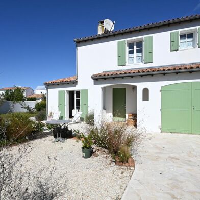 Maison 4 pièces 698000 €