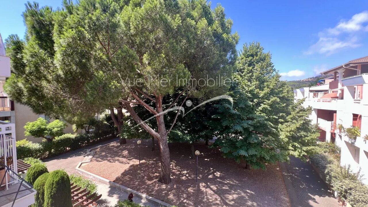 appartement  pièces 50 m2 à vendre à Le Lavandou (83980)