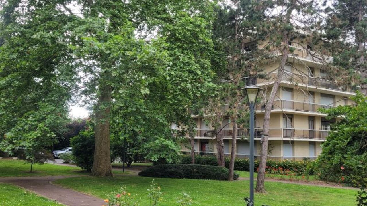 appartement 4 pièces 79 m2 à louer à Brunoy (91800)