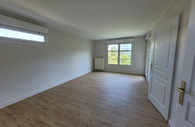 location appartement 831 € CC /mois à proximité de Camphin-en-Carembault (59133)