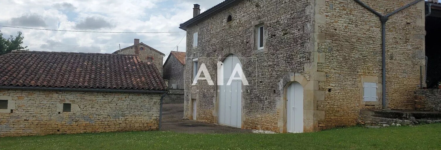 Maison 4 Pièces 105 m² à vendre à Poursac (16700)