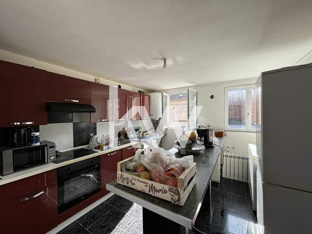 EPERNAY : immeuble (200 m²) à vendre — photo du bien
