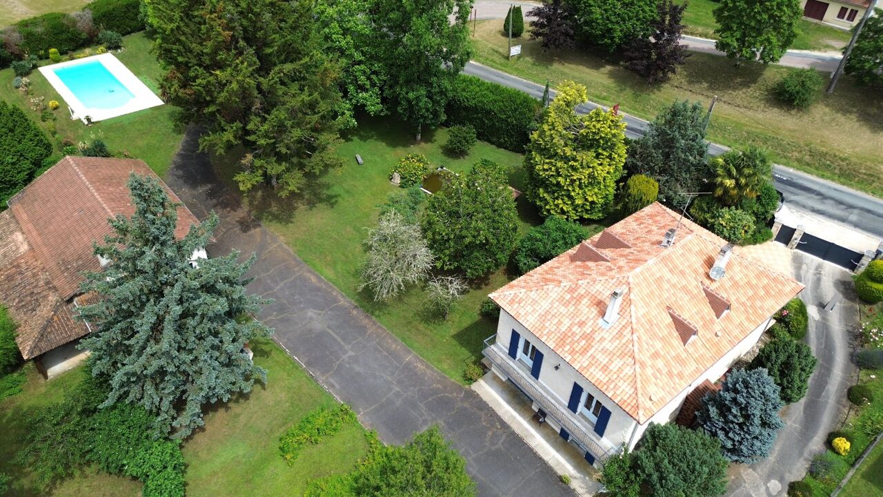 maison 9 pièces 180 m2 à vendre à Javerlhac-Et-la-Chapelle-Saint-Robert (24300)