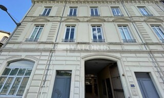 Bureau  117 m² à louer à Lyon 9 (69009)