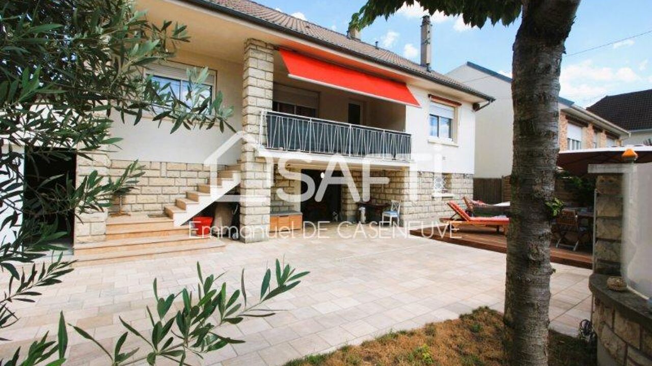 maison 7 pièces 131 m2 à vendre à Livry-Gargan (93190)