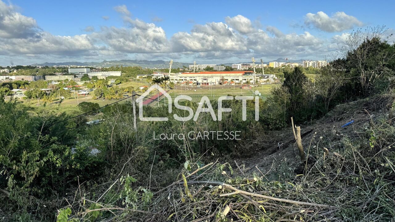 terrain  pièces 700 m2 à vendre à Fort-de-France (97200)