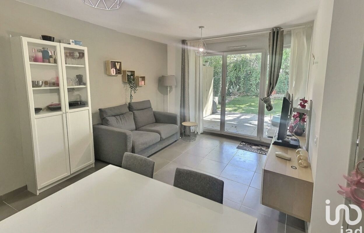 appartement 2 pièces 42 m2 à vendre à Rousset (13790)