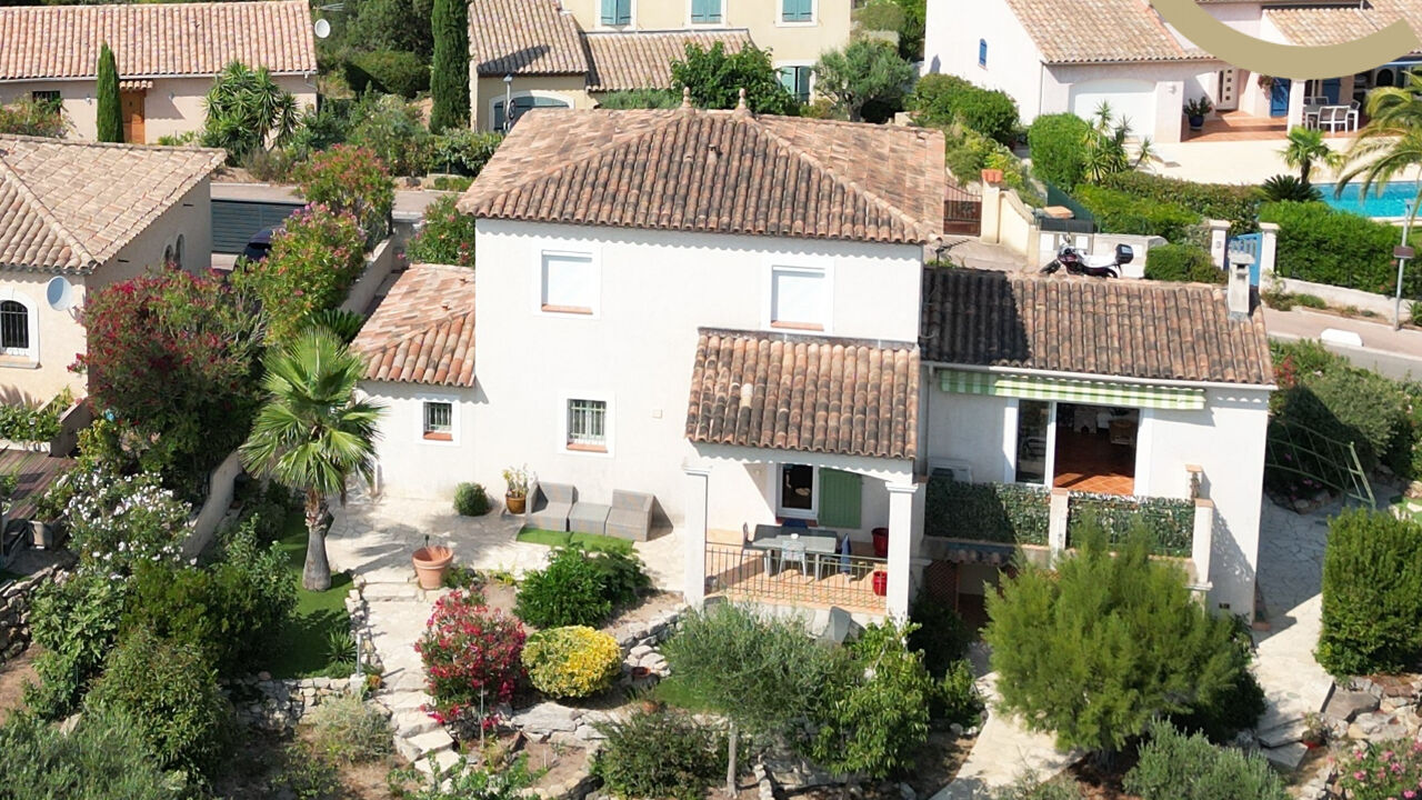 maison 5 pièces 137 m2 à vendre à Fréjus (83600)