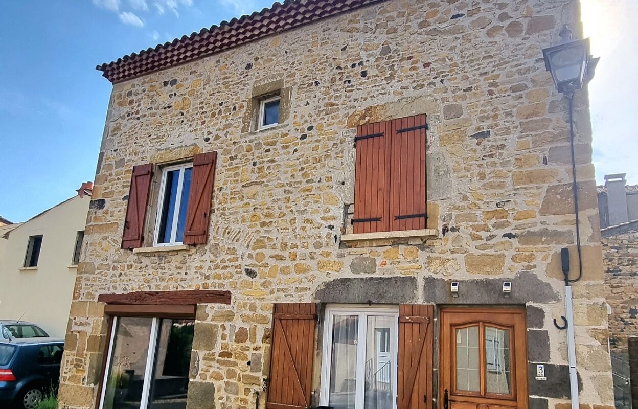 maison 4 pièces 147 m2 à vendre à Mirefleurs (63730)