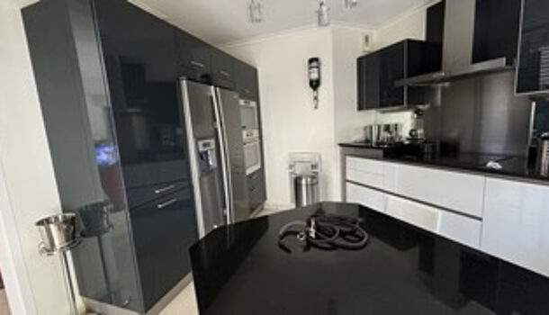 Appartement 4 pièces  à vendre Fréjus 83600