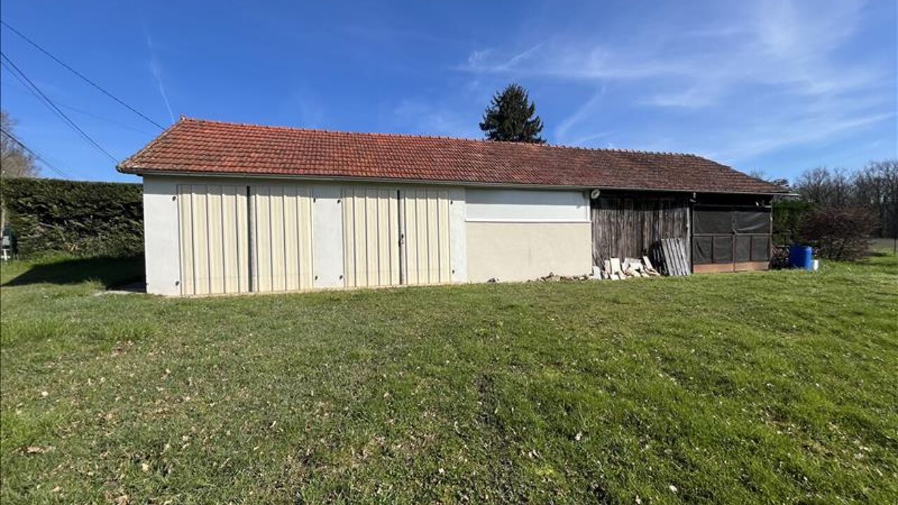 garage  pièces  m2 à vendre à Thaumiers (18210)