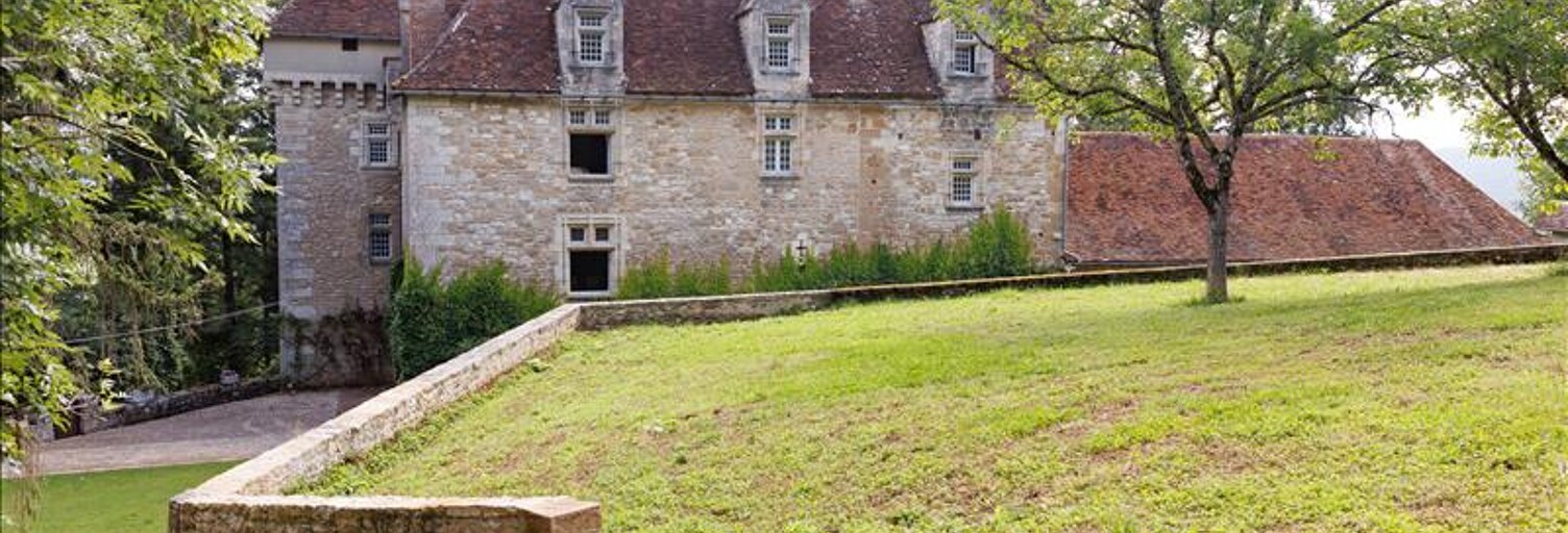 Maison 10 Pièces 490 m² à vendre à Meyssac (19500)