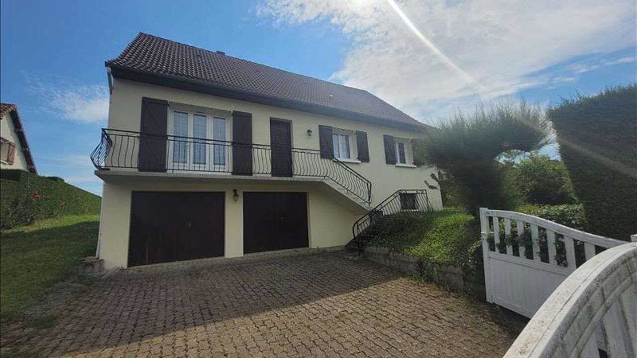 maison 7 pièces 161 m2 à vendre à La Souterraine (23300)