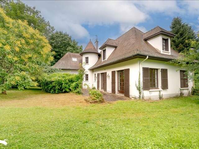 Maison 8 pièces 225 m² à Limoges — photo du bien