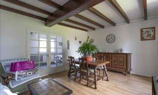 Maison 10 Pièces 251 m² à vendre à Clam (17500)