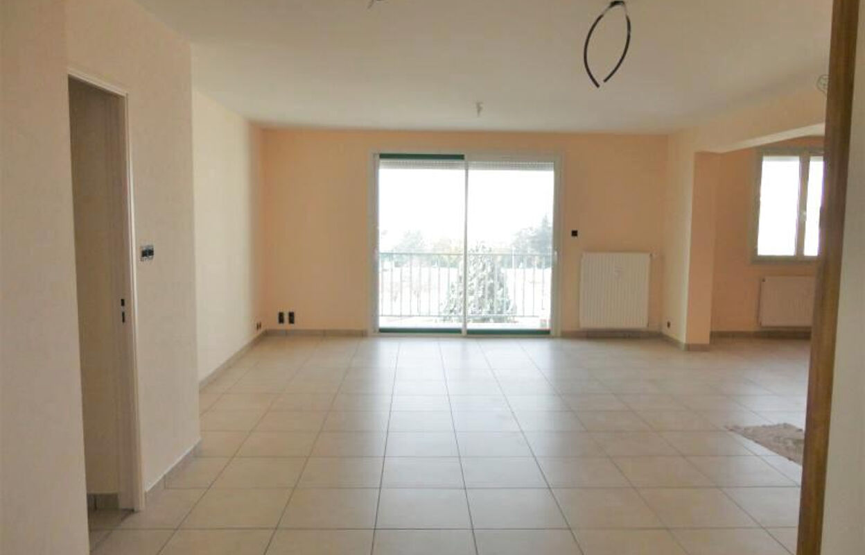 appartement 4 pièces 104 m2 à louer à Saint-Rambert-d'Albon (26140)