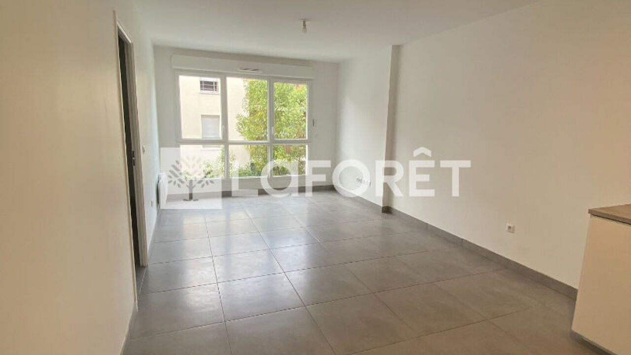 appartement 2 pièces 42 m2 à louer à Six-Fours-les-Plages (83140)