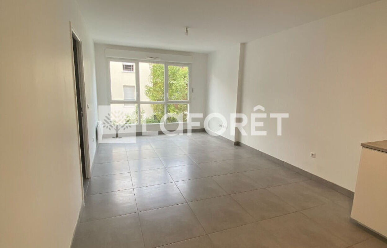 appartement 2 pièces 42 m2 à louer à Six-Fours-les-Plages (83140)