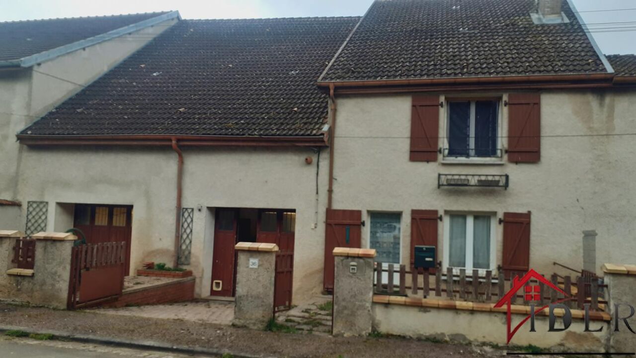 maison 4 pièces 120 m2 à vendre à Champsevraine (52500)