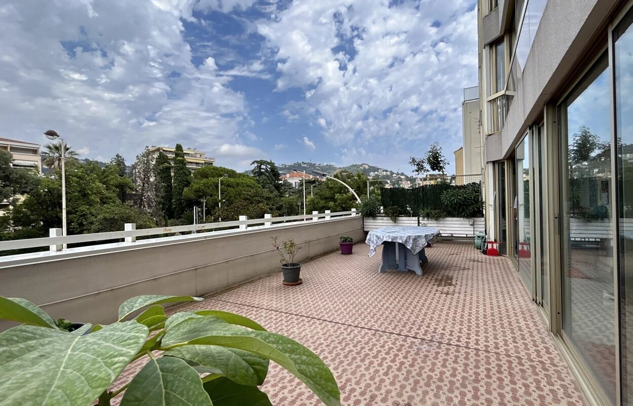 appartement 3 pièces 79 m2 à vendre à Cannes (06400)