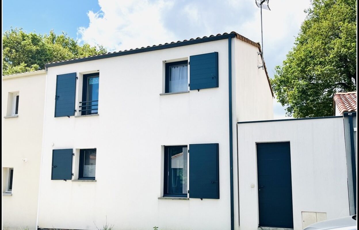 maison 3 pièces 78 m2 à vendre à Montaigu (85600)