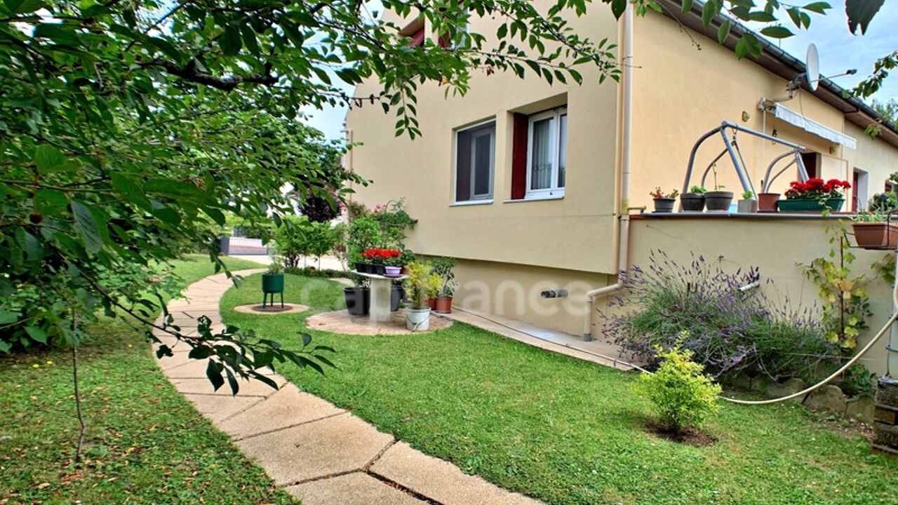 maison 5 pièces 85 m2 à vendre à Corbeil-Essonnes (91100)