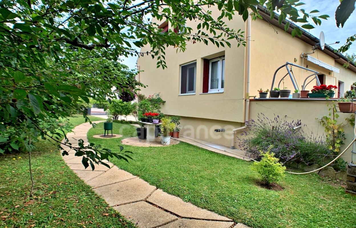 maison 5 pièces 85 m2 à vendre à Corbeil-Essonnes (91100)