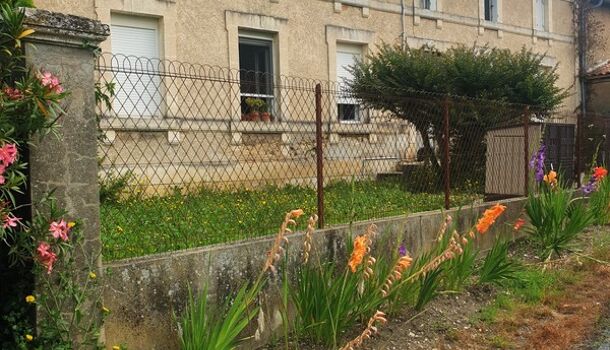 Maison de Village  6 pièces  à vendre Barbezieux-Saint-Hilaire 16300